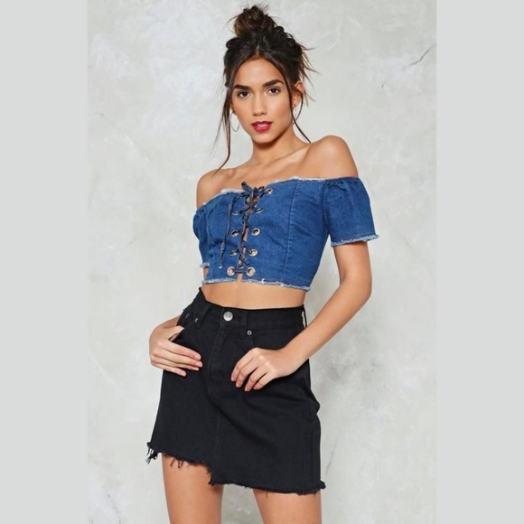 denim off shoulder crop top